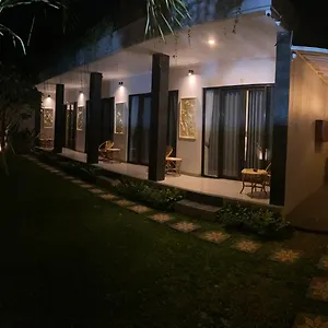 Guest house Queens